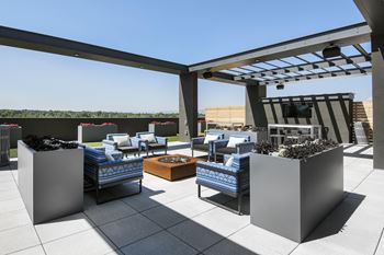 Rooftop deck with 2 barbecue areas